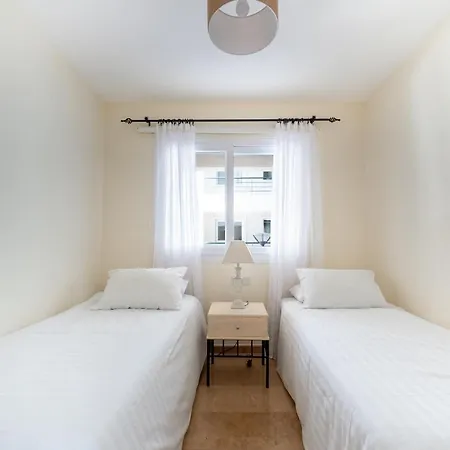 Luxury Three Bedroom With Sea View Appartamento Agios Theodoros (Northern Cyprus)