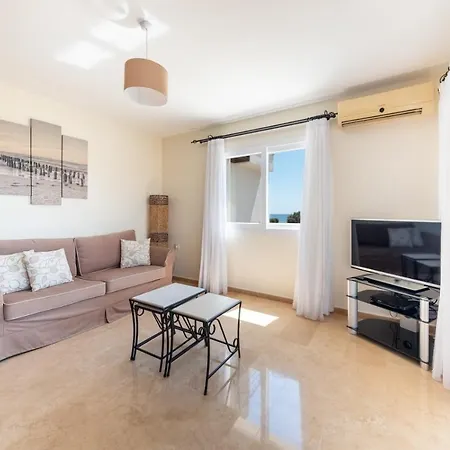 Luxury Three Bedroom With Sea View Appartement